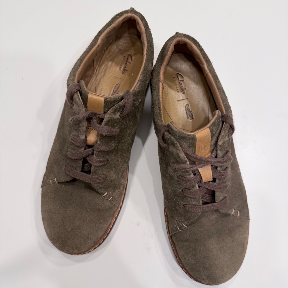 Clarks Artisan Womens 8 Olive Brown Suede Lace Up Cushion Plus Shoe 261280314055